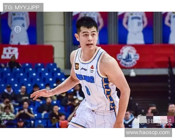 方硕的篮球之路：从青涩新秀到CBA明星的成长历程与奋斗故事