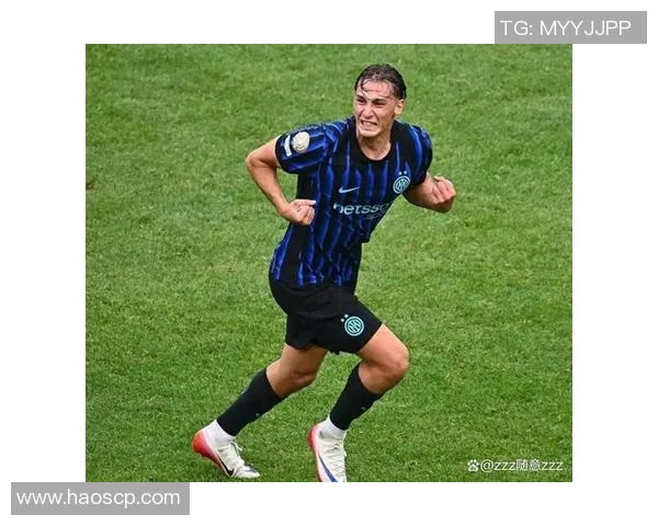 穆西亚拉的崛起之路：从青训小将到足球场上的耀眼明星