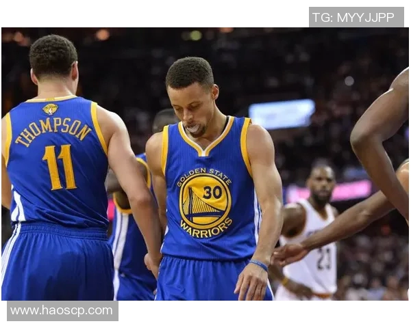 勇士与骑士2017年12月6日激战回顾球场上的巅峰对决再现辉煌时刻